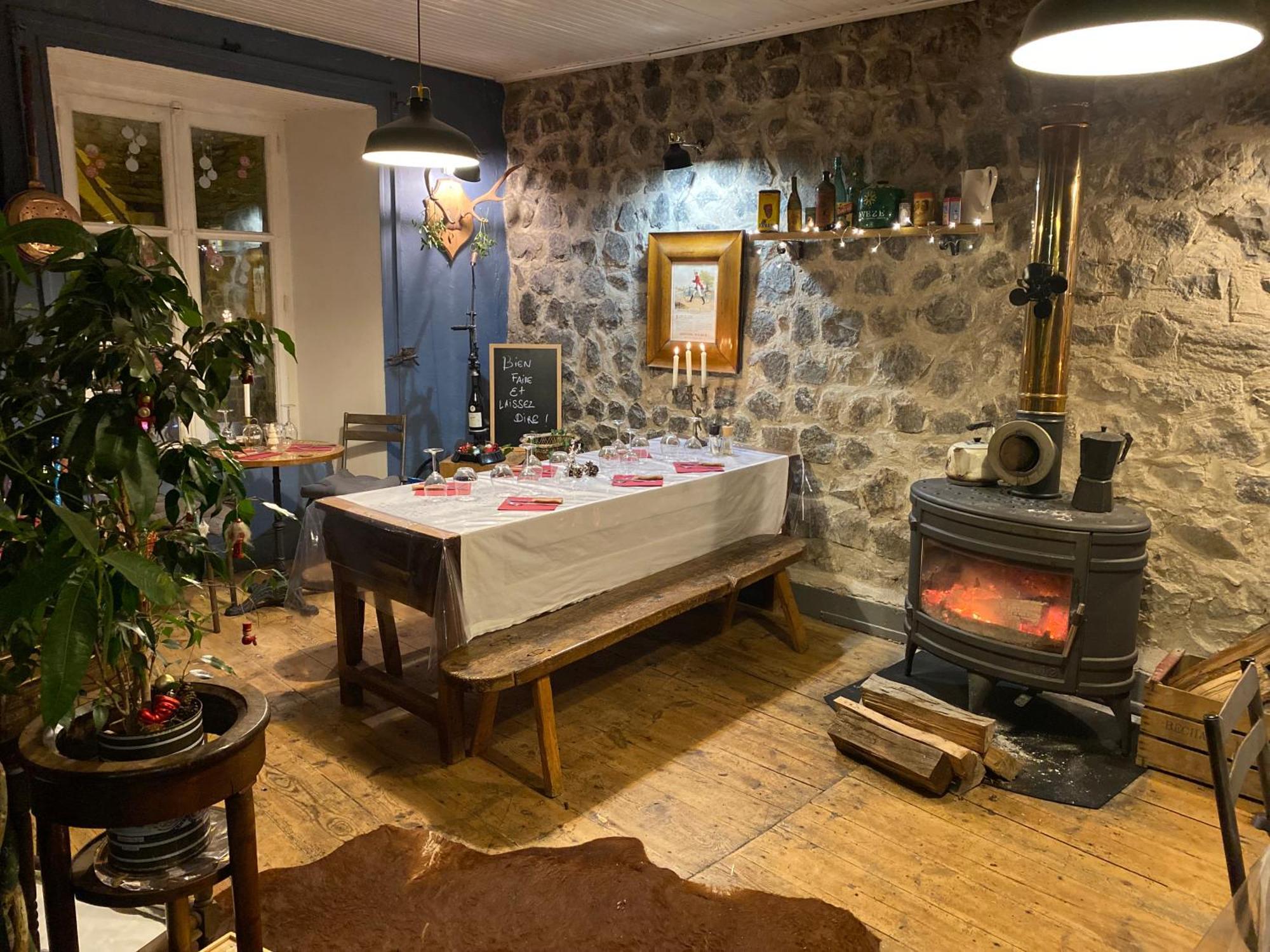 Charmant Appartement Au Coeur Des Volcans D Auvergne ミュラ エクステリア 写真