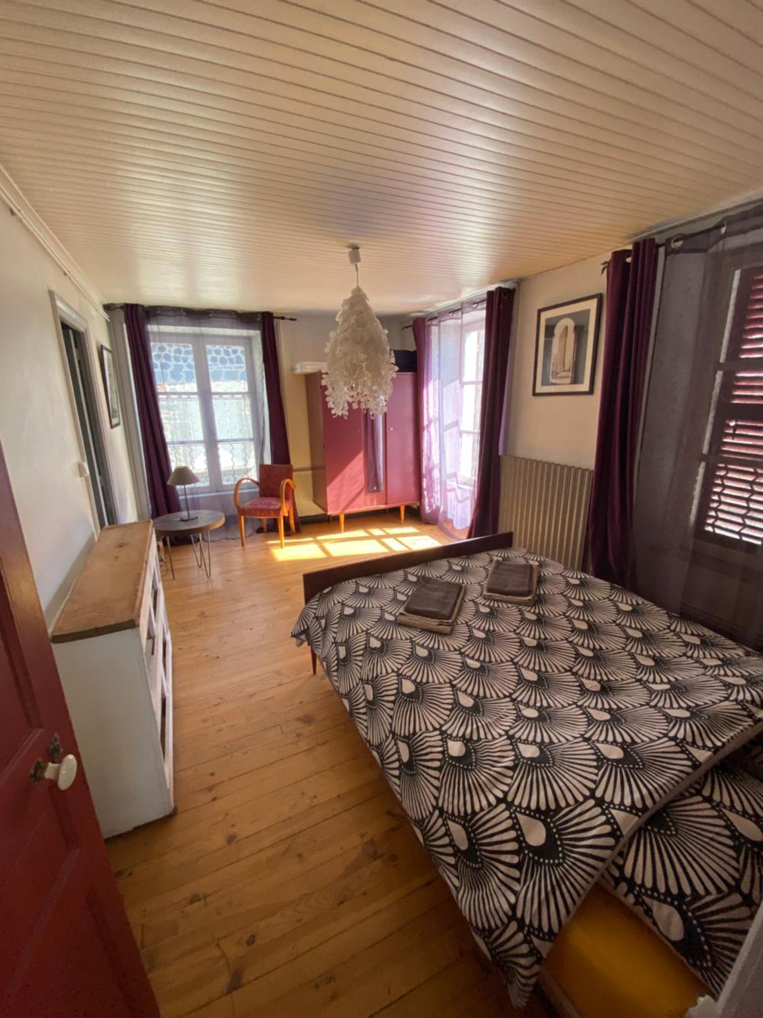 Charmant Appartement Au Coeur Des Volcans D Auvergne ミュラ エクステリア 写真